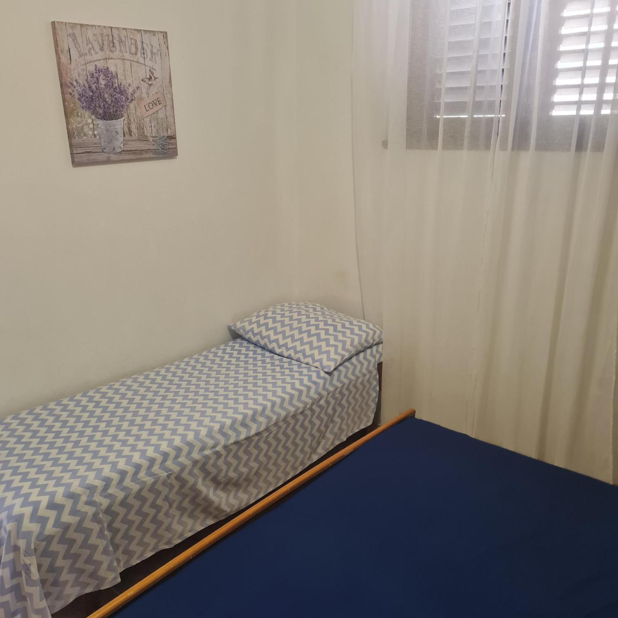 Apartment Karuza Rukavac Вис Стая снимка