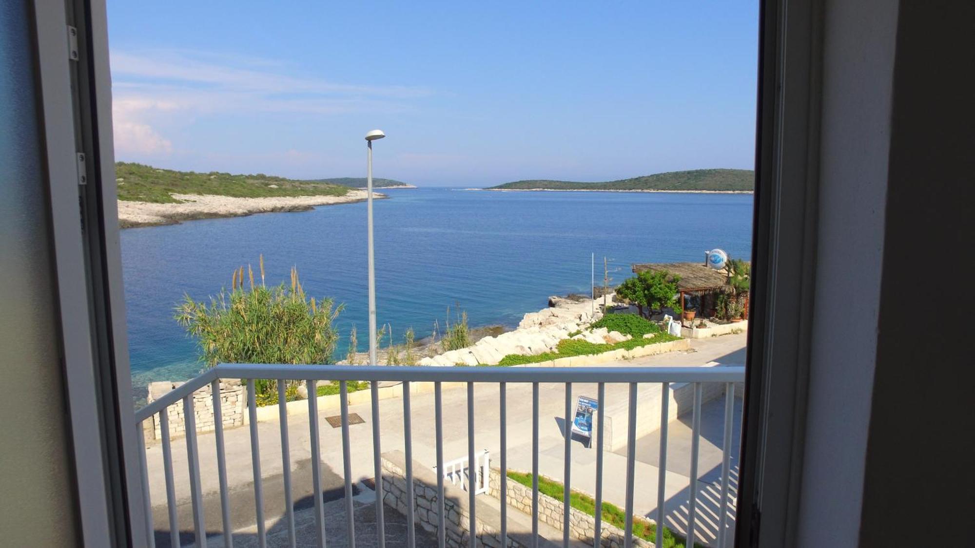 Apartment Karuza Rukavac Вис Екстериор снимка