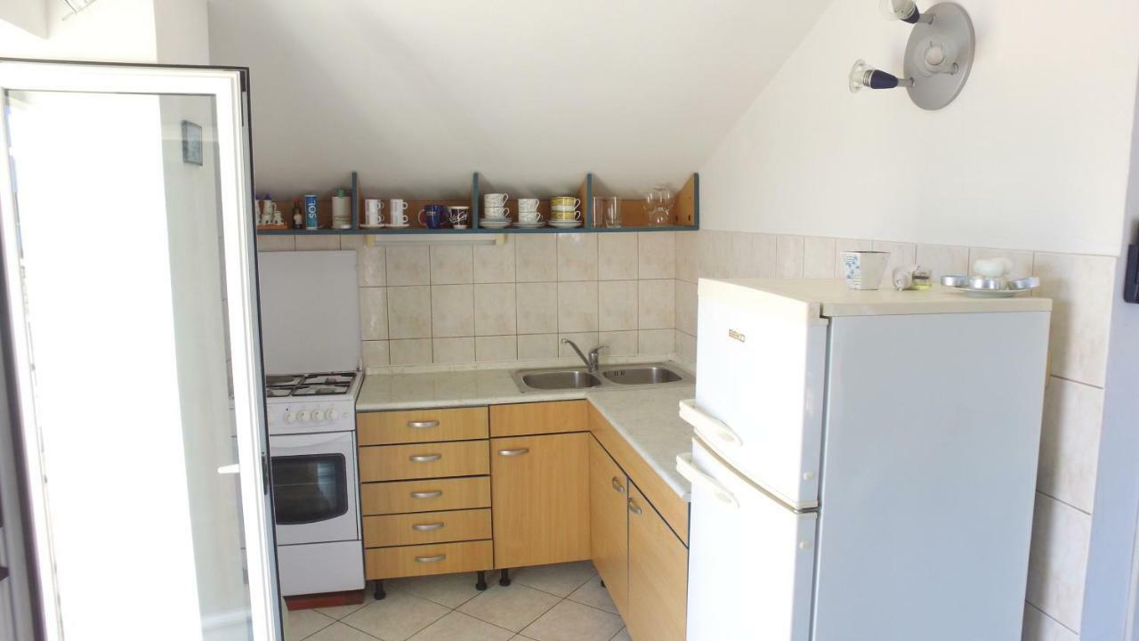 Apartment Karuza Rukavac Вис Екстериор снимка