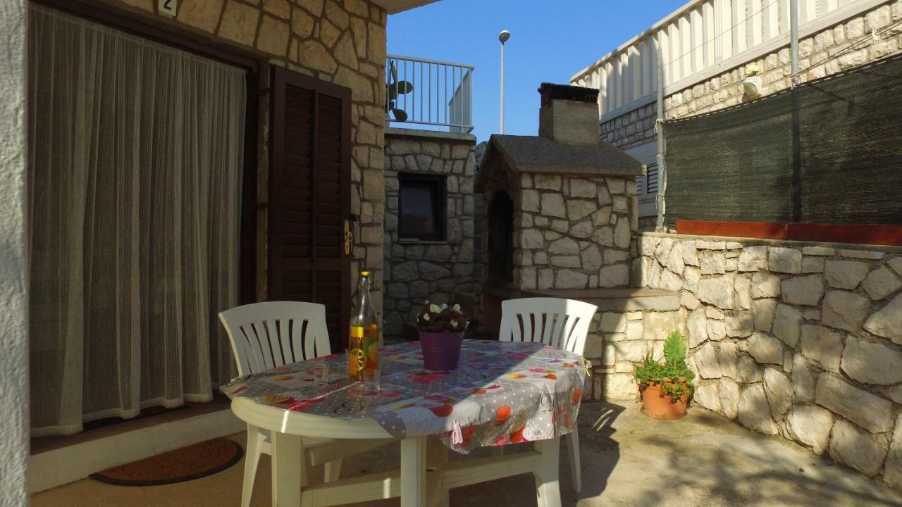 Apartment Karuza Rukavac Вис Стая снимка